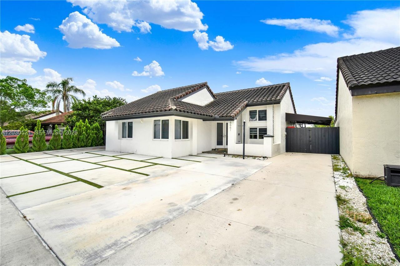 6661 SW 127th Path , Miami, FL 33183 Photo