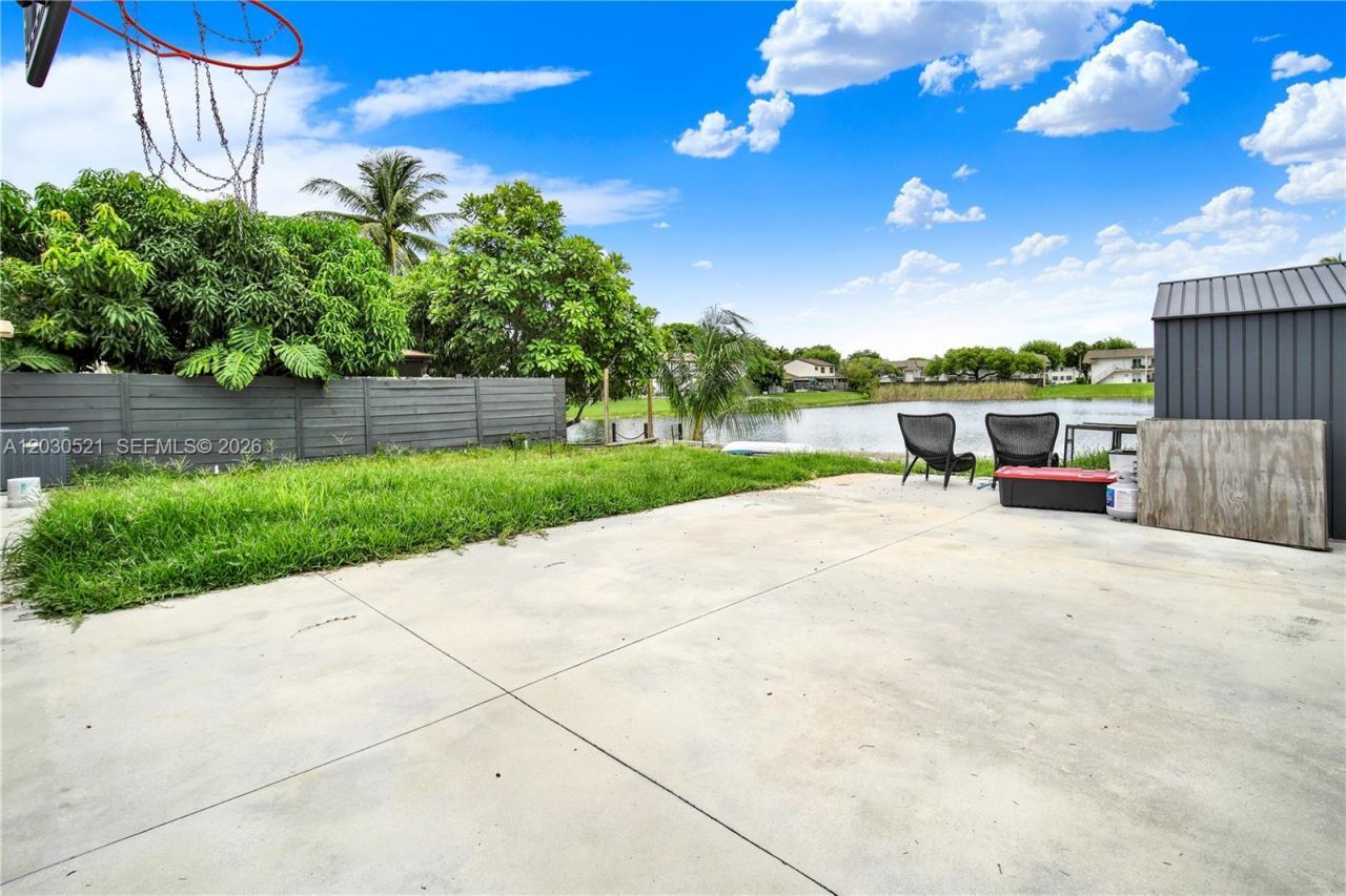 6661 SW 127th Path , Miami, FL 33183 Photo