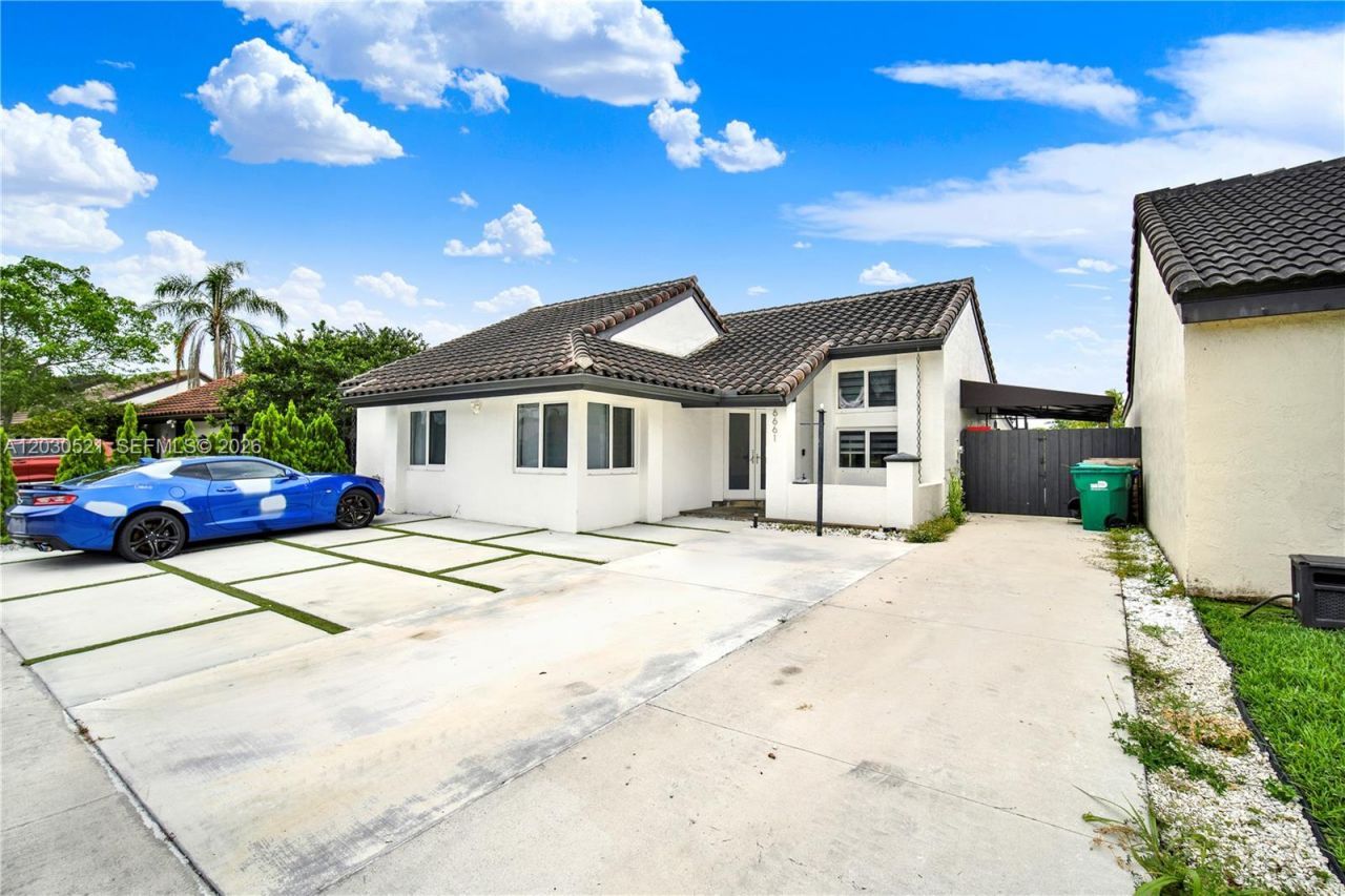6661 SW 127th Path , Miami, FL 33183 Photo