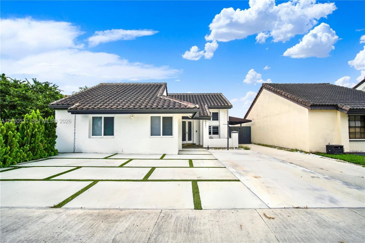6661 SW 127th Path , Miami, FL 33183 Photo