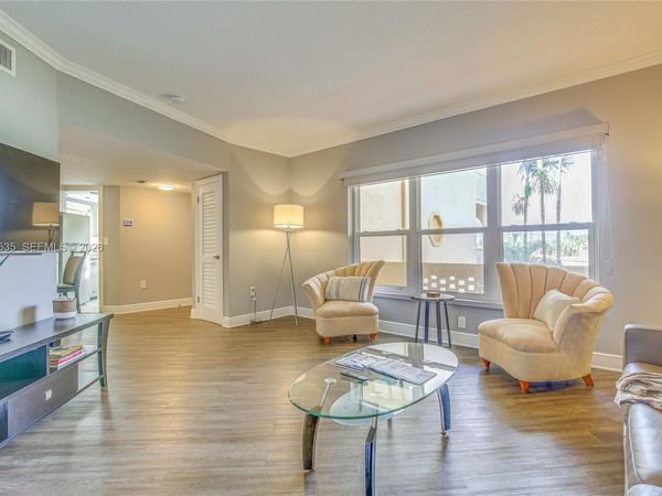 341 N Birch Rd , Unit 315, Fort Lauderdale, FL 33304