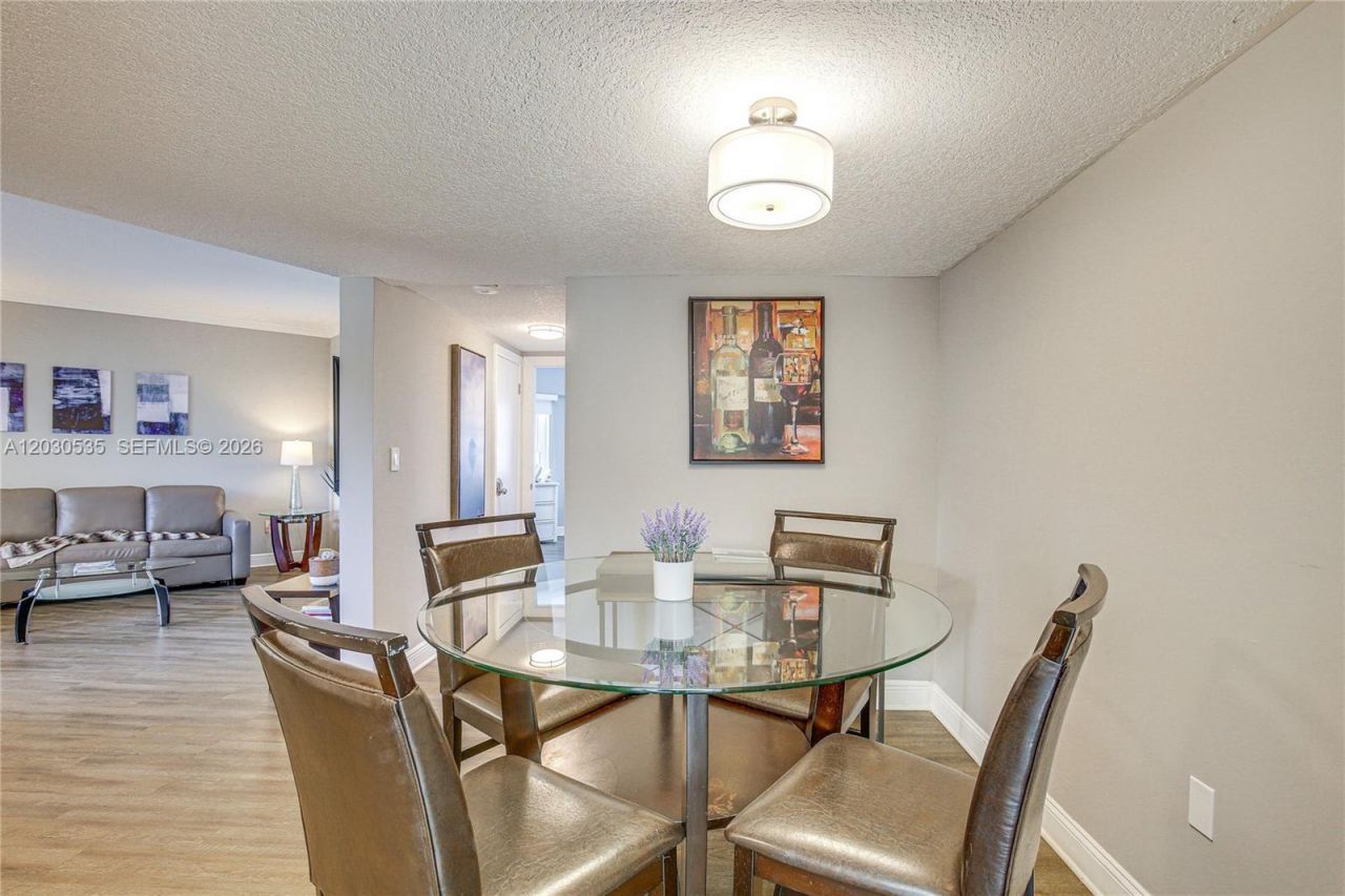 341 N Birch Rd , Unit 315, Fort Lauderdale, FL 33304 Photo