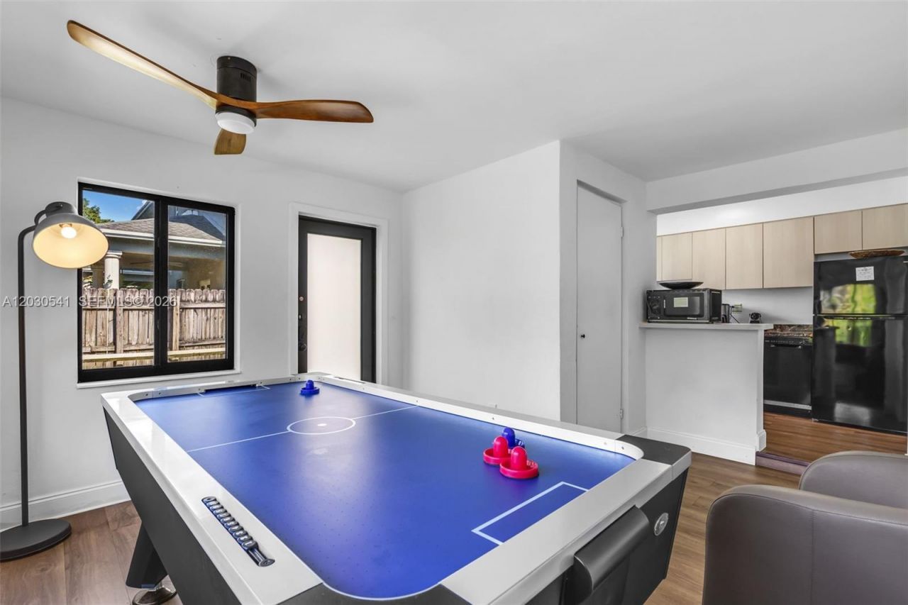 11534 NE 13th Ave , Miami, FL 33161 Photo