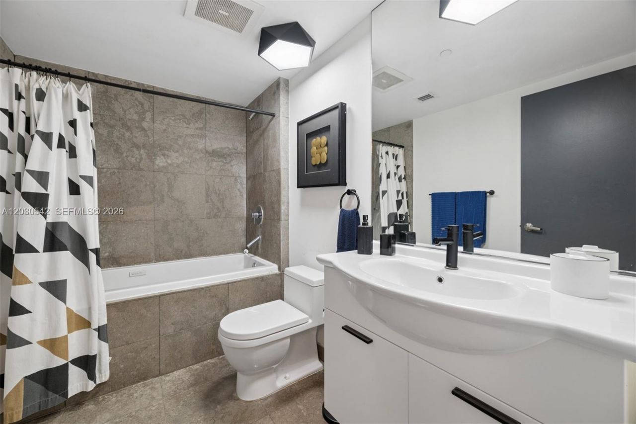 Please Call For Address, Unit 3905, Miami, FL 33131 Photo