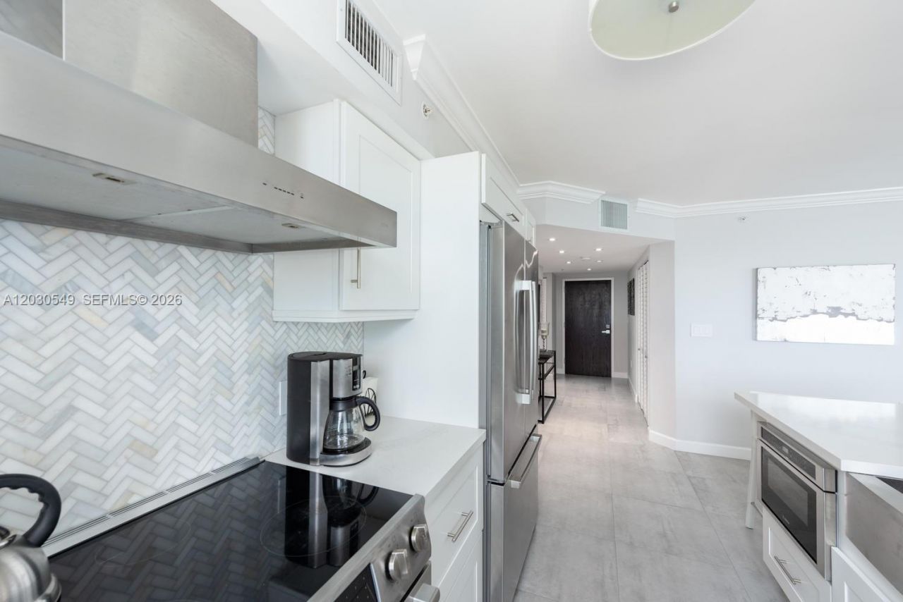 90 Alton Rd , Unit 1102, Miami Beach, FL 33139 Photo