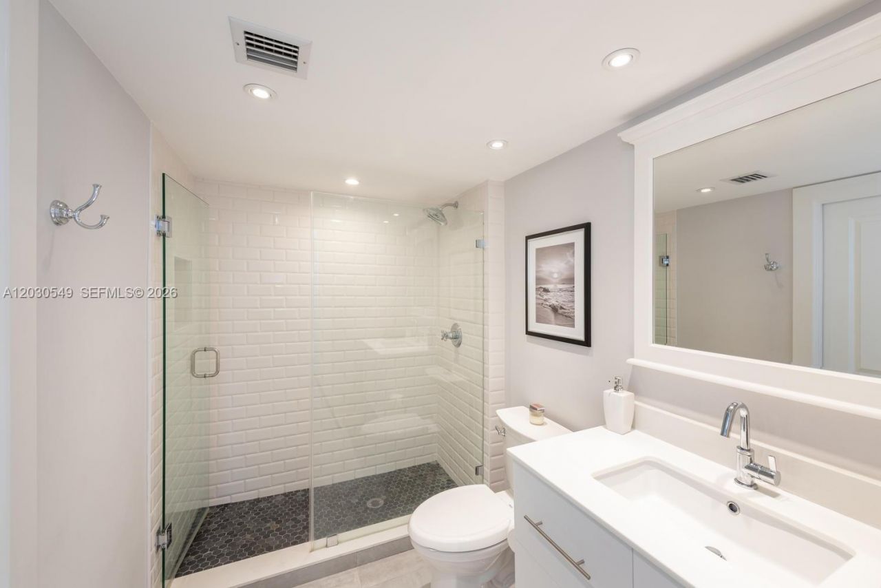 90 Alton Rd , Unit 1102, Miami Beach, FL 33139 Photo