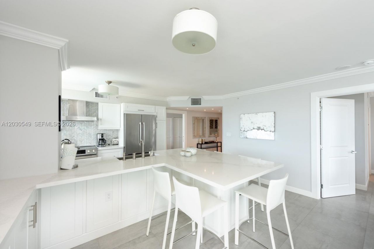 90 Alton Rd , Unit 1102, Miami Beach, FL 33139 Photo