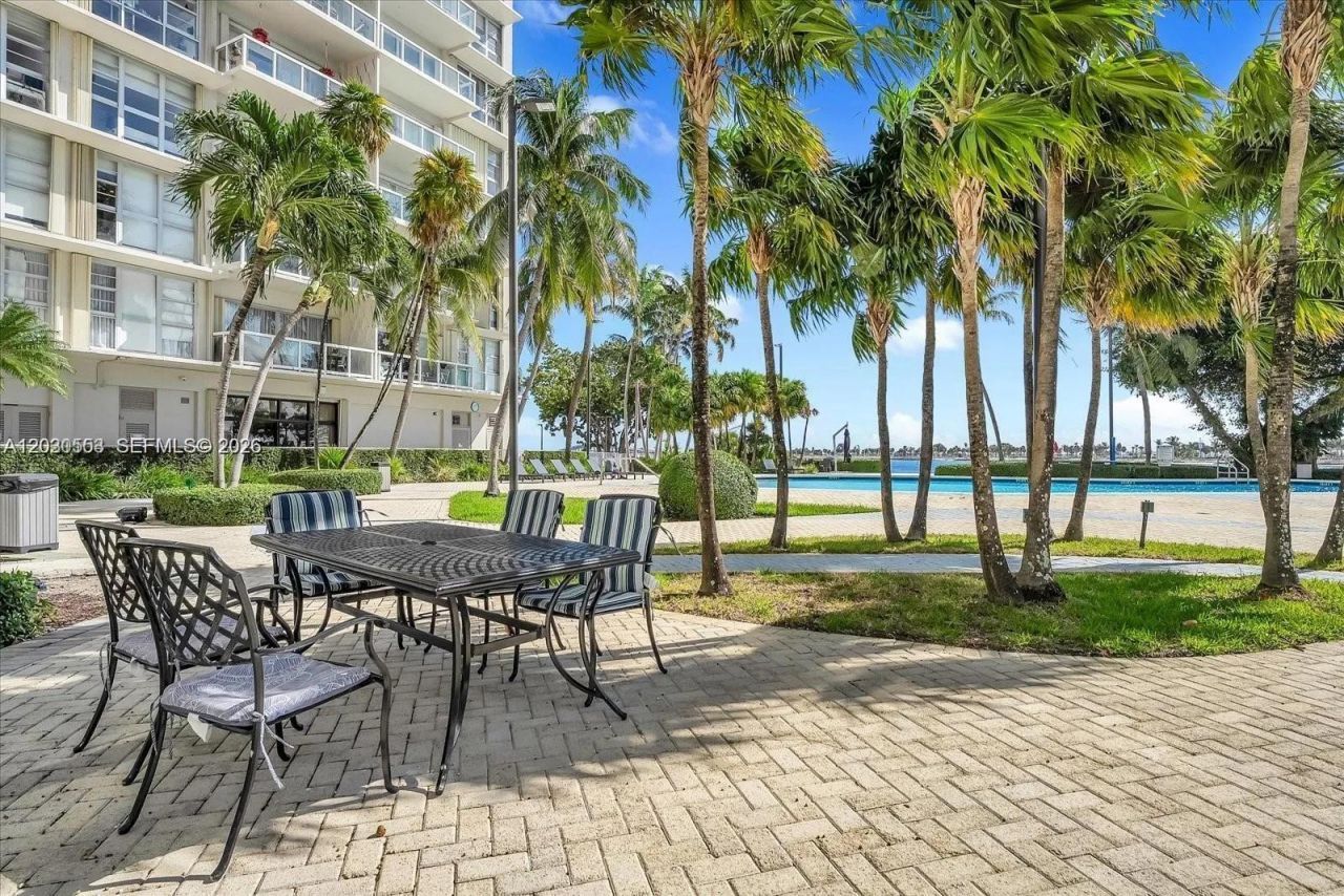 2451 Brickell Ave , Unit 5G, Miami, FL 33129 Photo