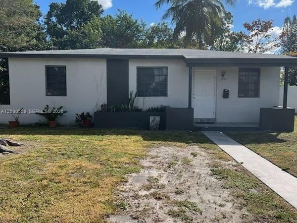 1820 NW 127th St, Unit 1820, Miami, FL 33167
