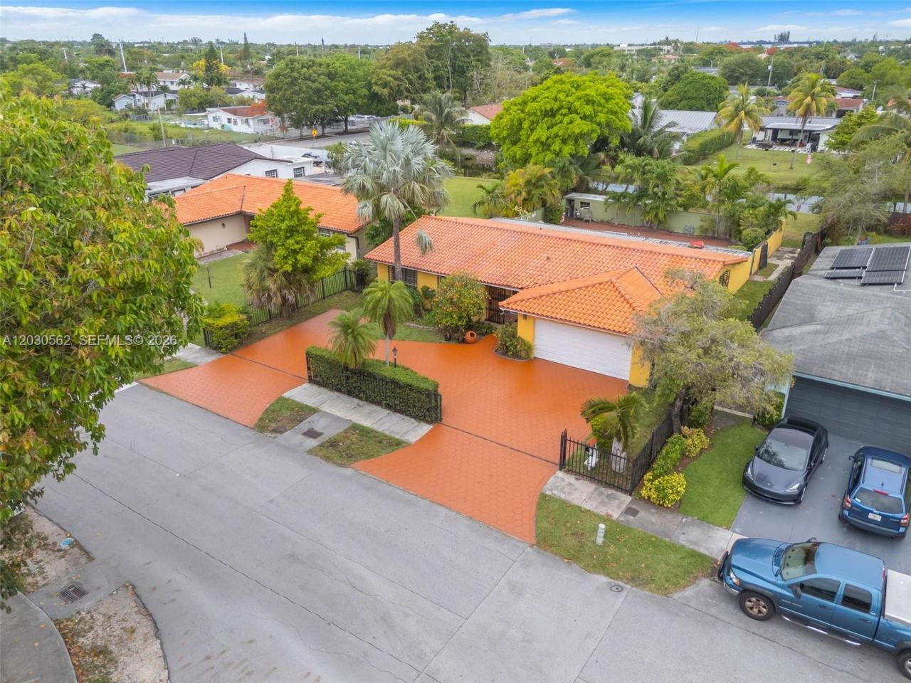 1320 SW 84th Ave , Miami, FL 33144 Photo