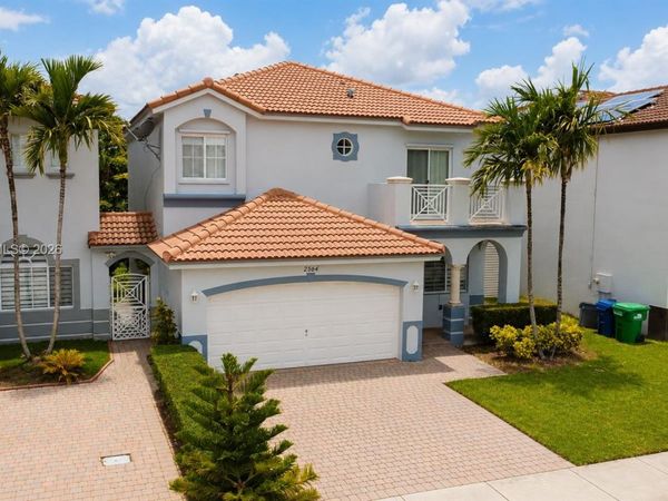 2564 SW 147th Path , Miami, FL 33185