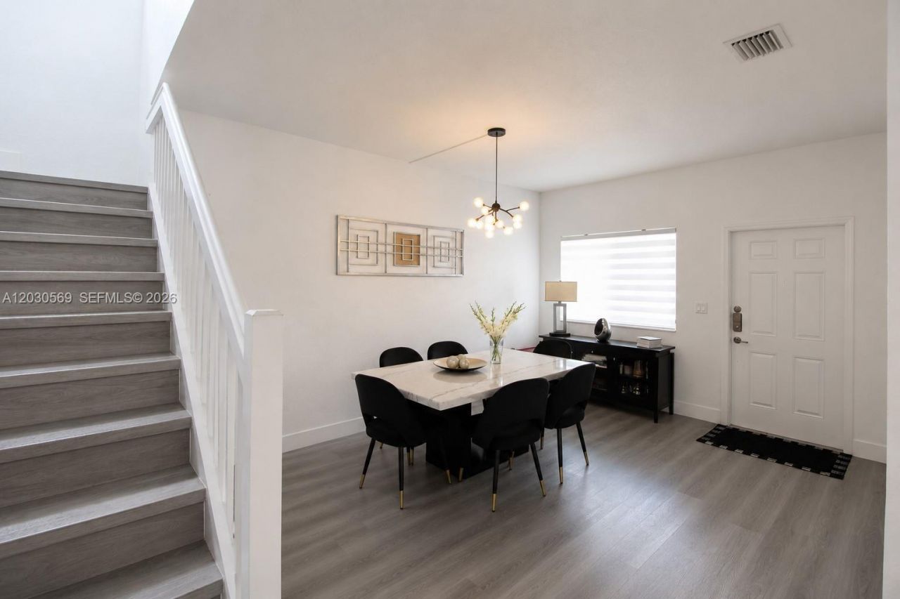 2564 SW 147th Path , Miami, FL 33185 Photo