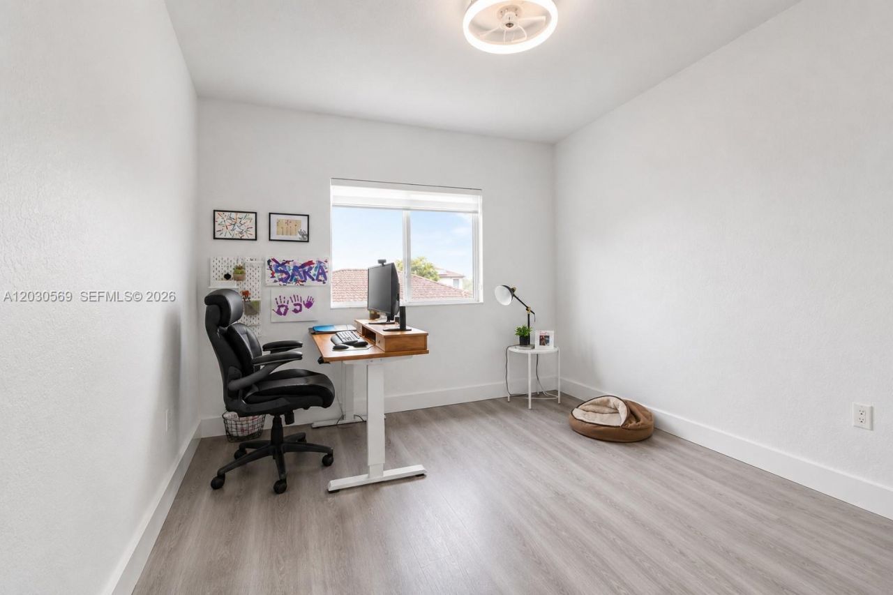2564 SW 147th Path , Miami, FL 33185 Photo