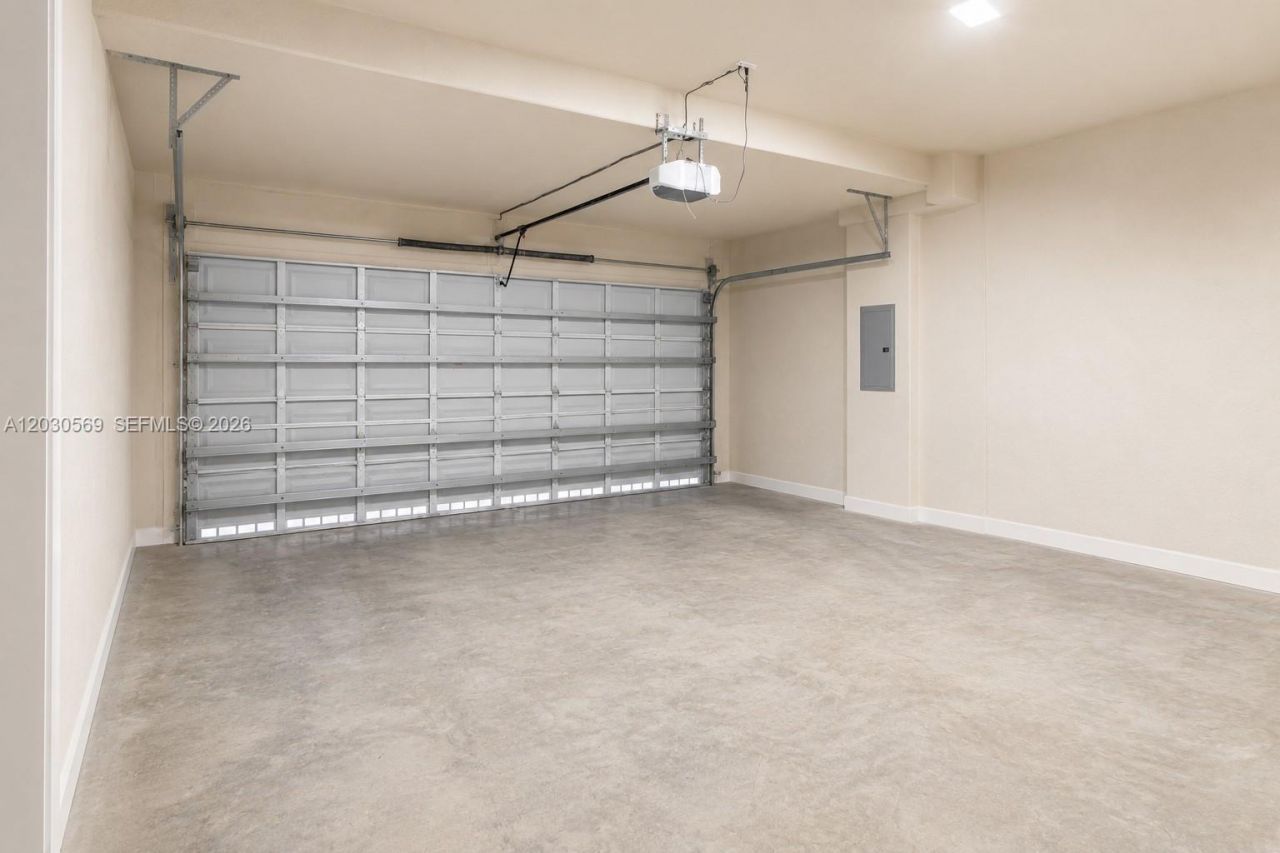 2564 SW 147th Path , Miami, FL 33185 Photo