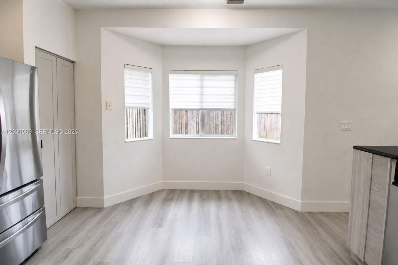 2564 SW 147th Path , Miami, FL 33185 Photo
