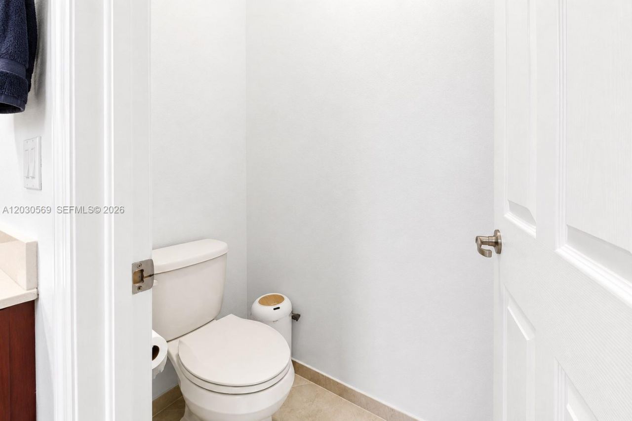 2564 SW 147th Path , Miami, FL 33185 Photo