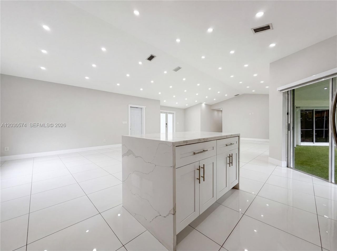 16571 SW 145th Ave , Miami, FL 33177 Photo