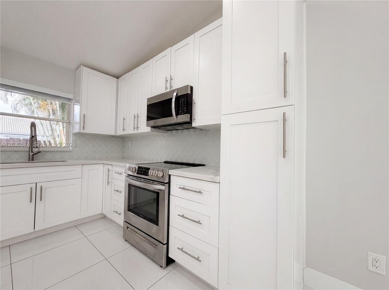 16571 SW 145th Ave , Miami, FL 33177 Photo
