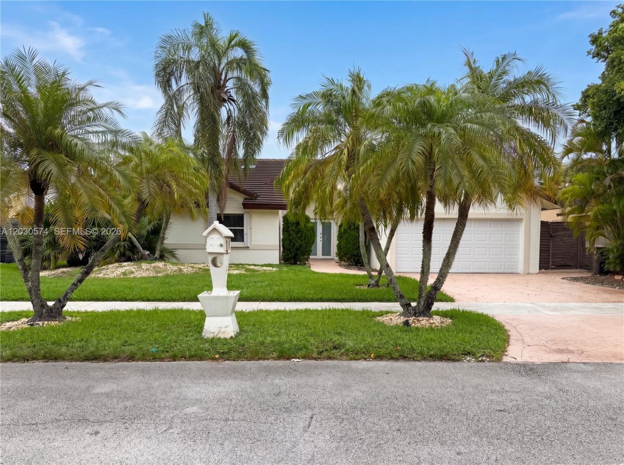 16571 SW 145th Ave , Miami, FL 33177 Photo