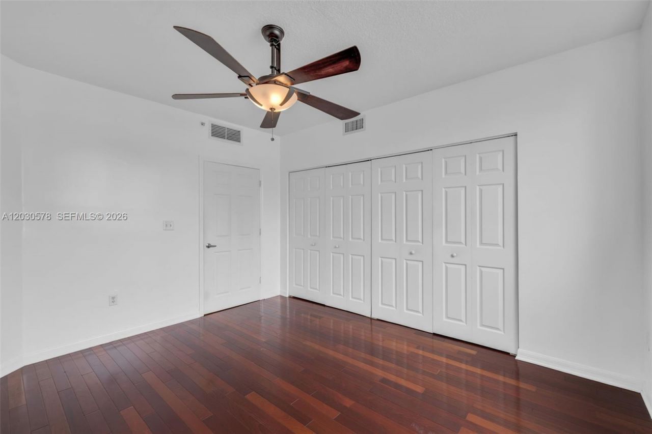 275 NE 18th St , Unit 706, Miami, FL 33132 Photo