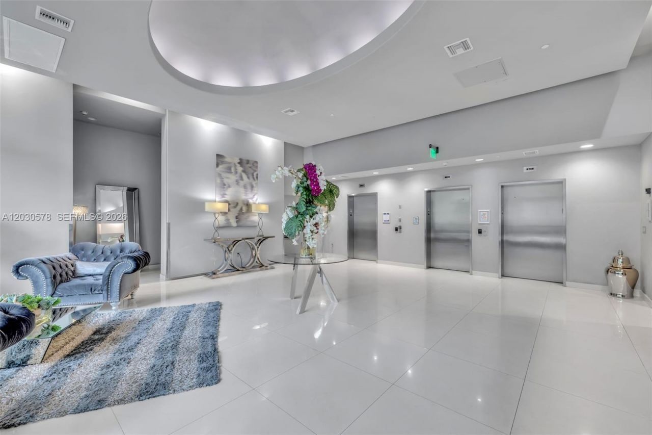 275 NE 18th St , Unit 706, Miami, FL 33132 Photo