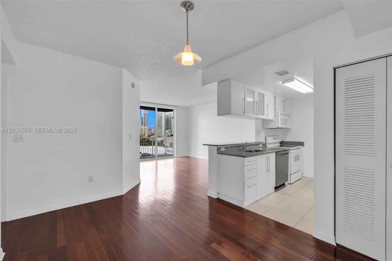 275 NE 18th St , Unit 706, Miami, FL 33132 Photo