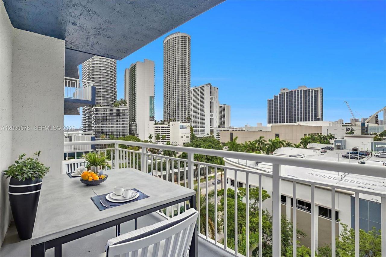 275 NE 18th St , Unit 706, Miami, FL 33132 Photo