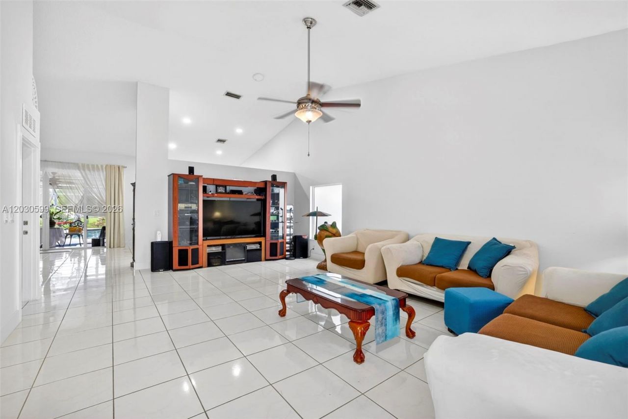 12436 SW 1st St , Coral Springs, FL 33071 Photo