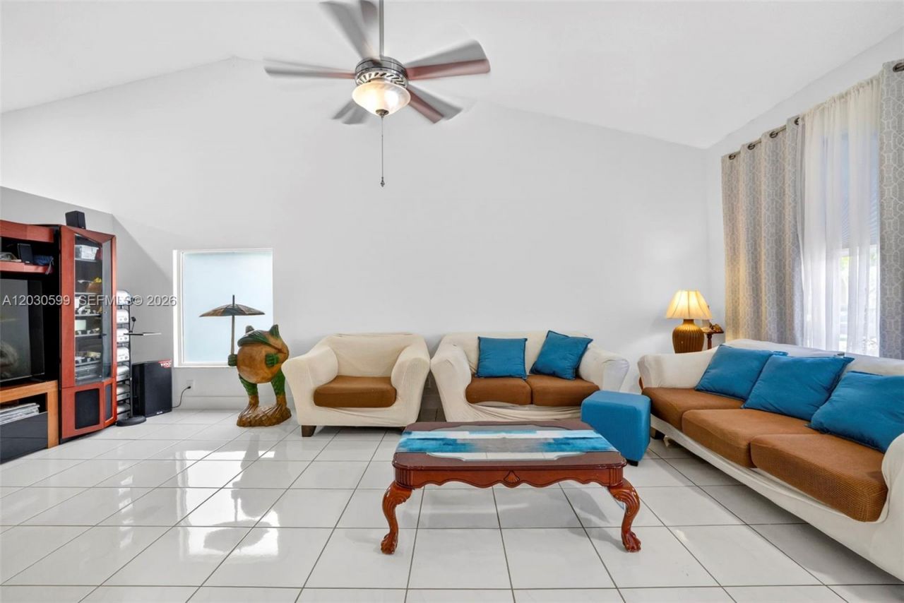 12436 SW 1st St , Coral Springs, FL 33071 Photo