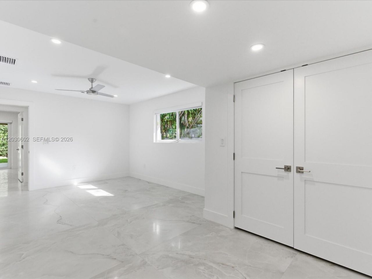 291 E Shore Dr E , Miami, FL 33133 Photo