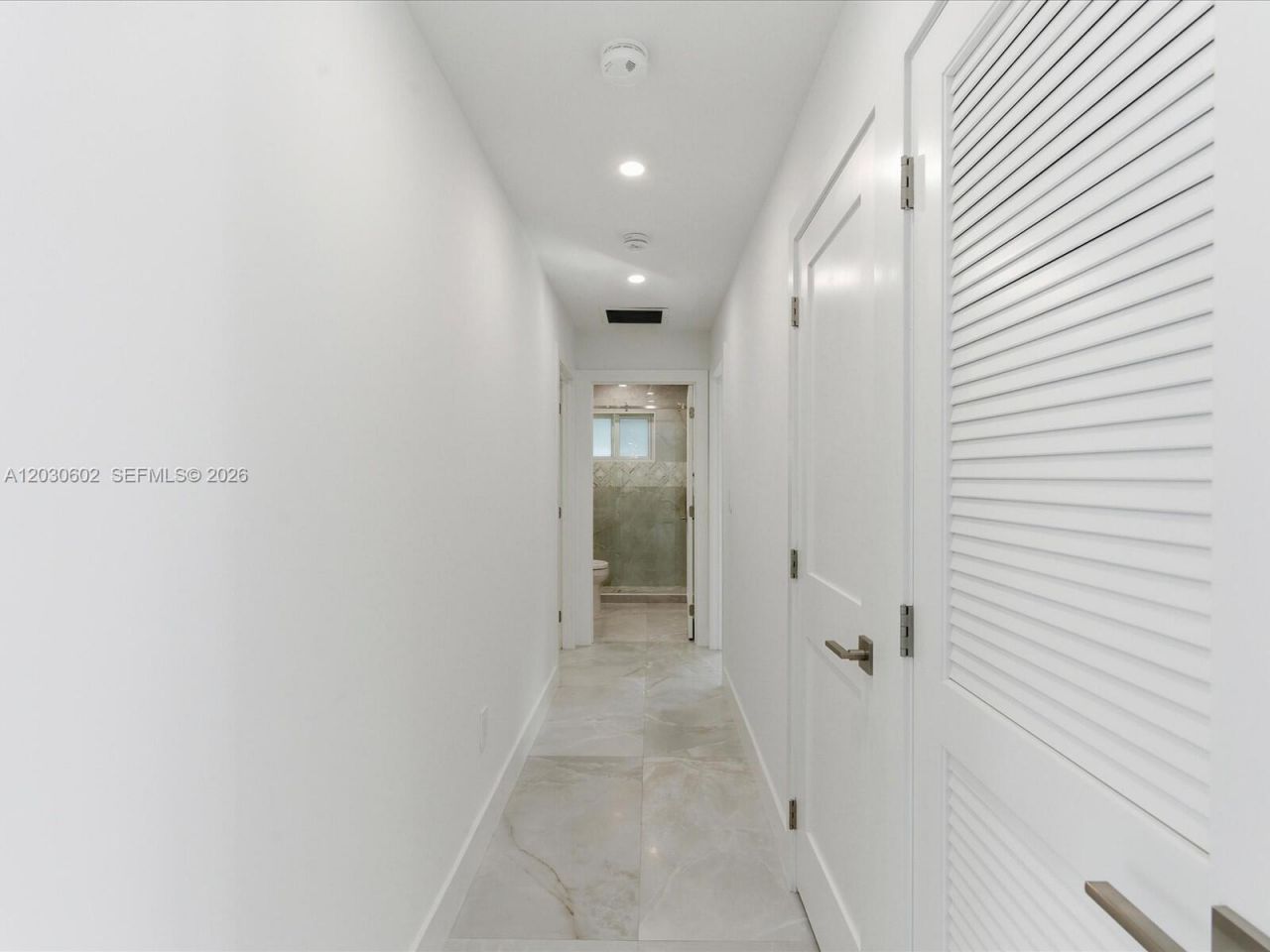 291 E Shore Dr E , Miami, FL 33133 Photo