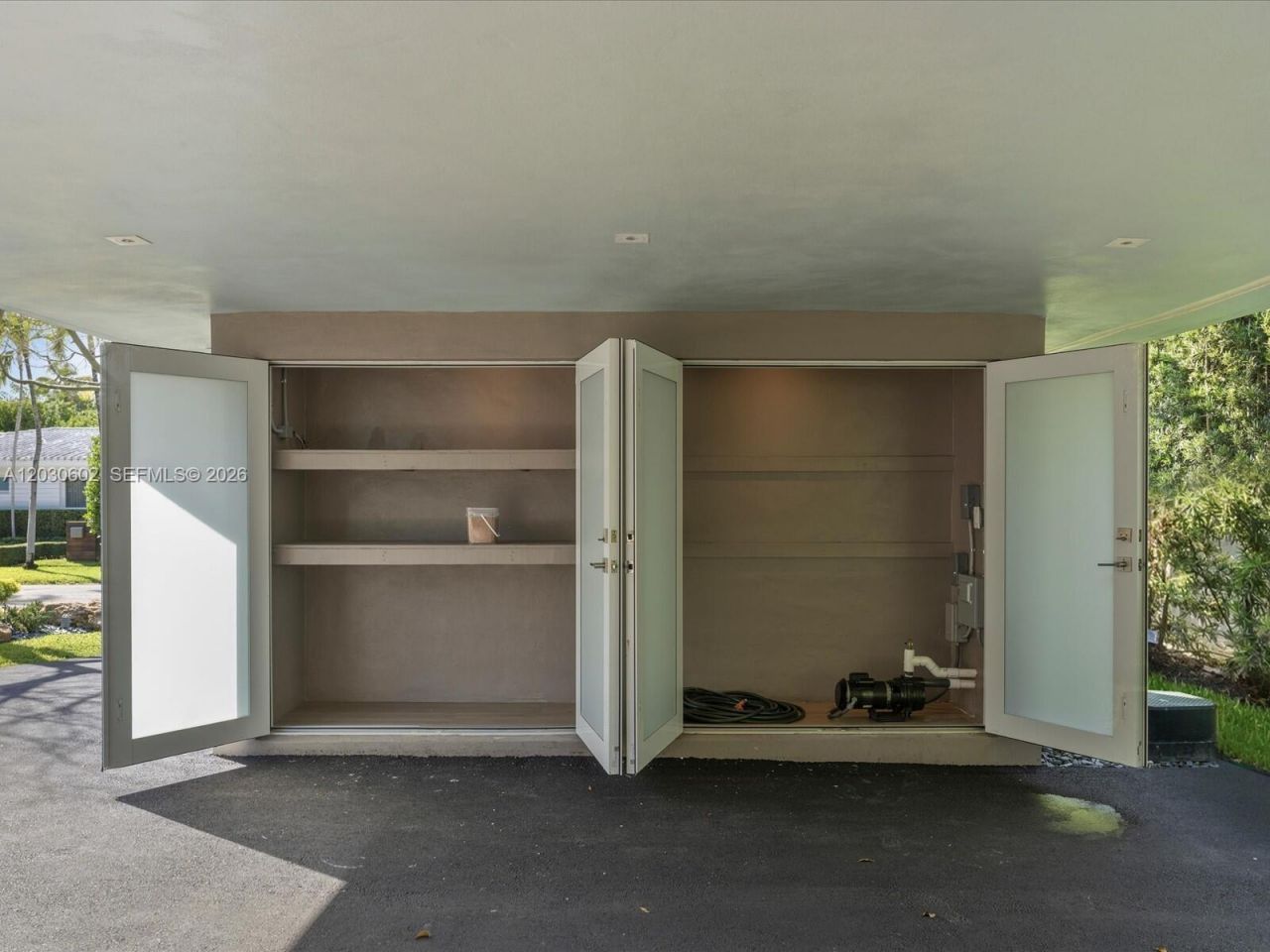 291 E Shore Dr E , Miami, FL 33133 Photo