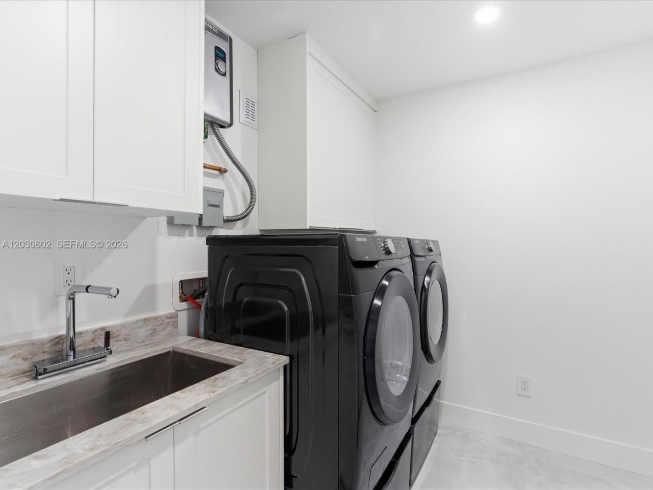 291 E Shore Dr E , Miami, FL 33133 Photo