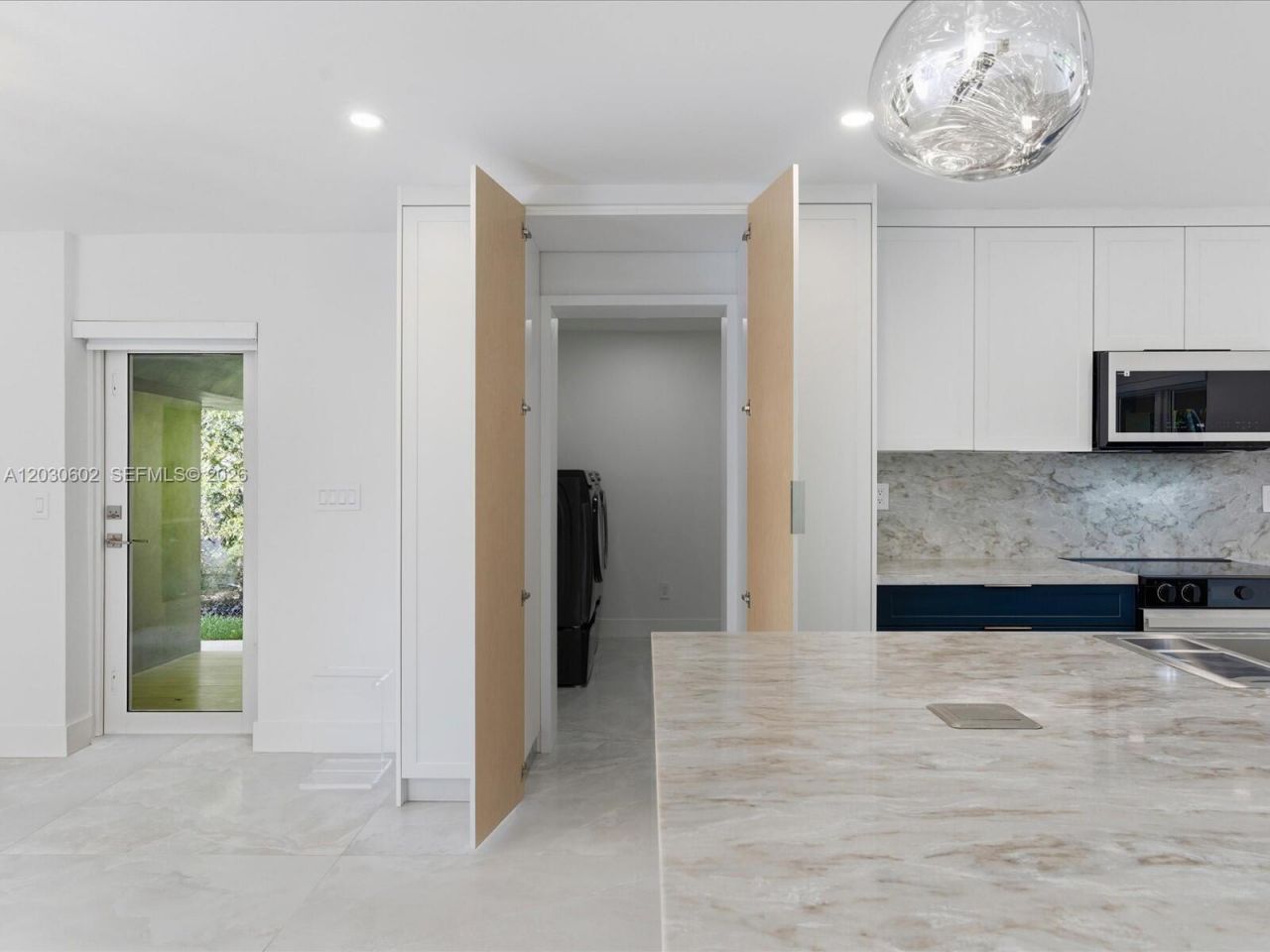 291 E Shore Dr E , Miami, FL 33133 Photo