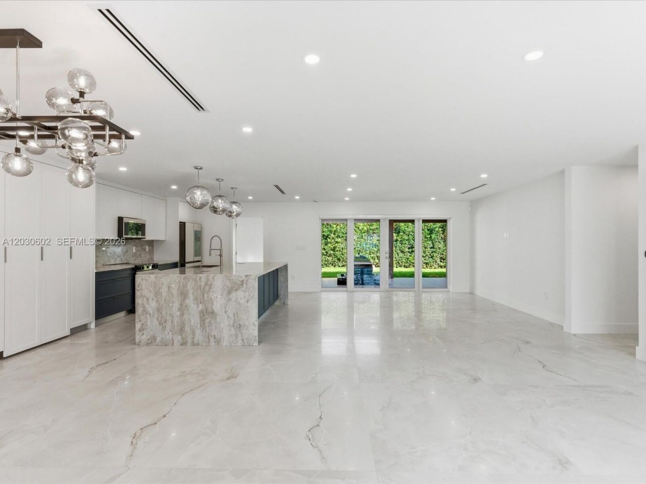 291 E Shore Dr E , Miami, FL 33133 Photo