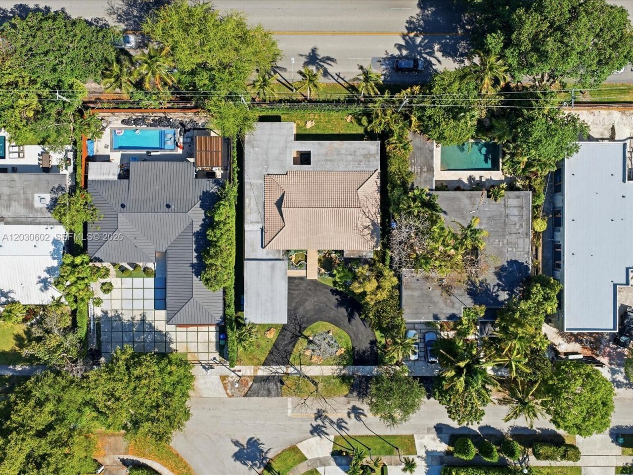 291 E Shore Dr E , Miami, FL 33133 Photo
