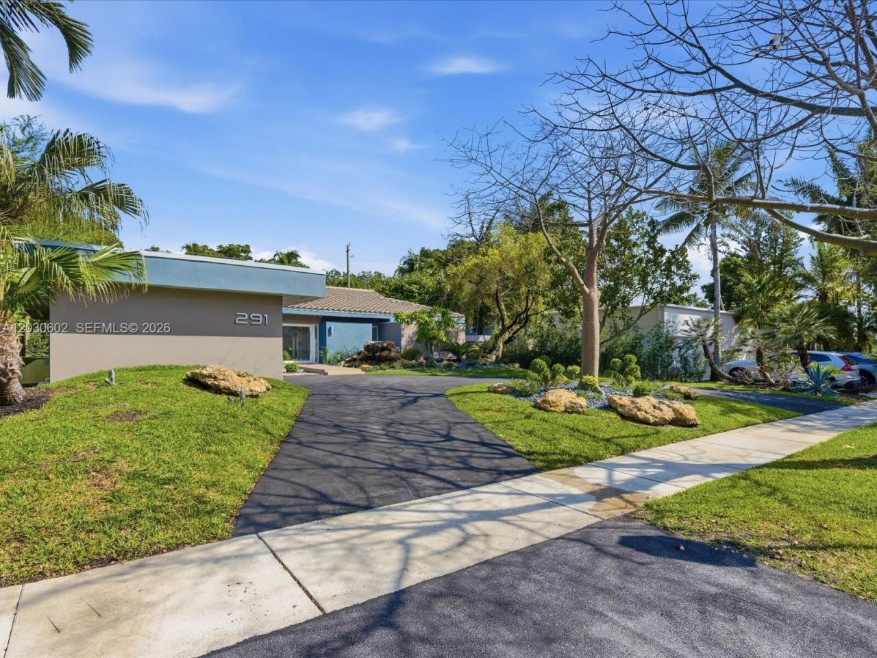 291 E Shore Dr E , Miami, FL 33133 Photo