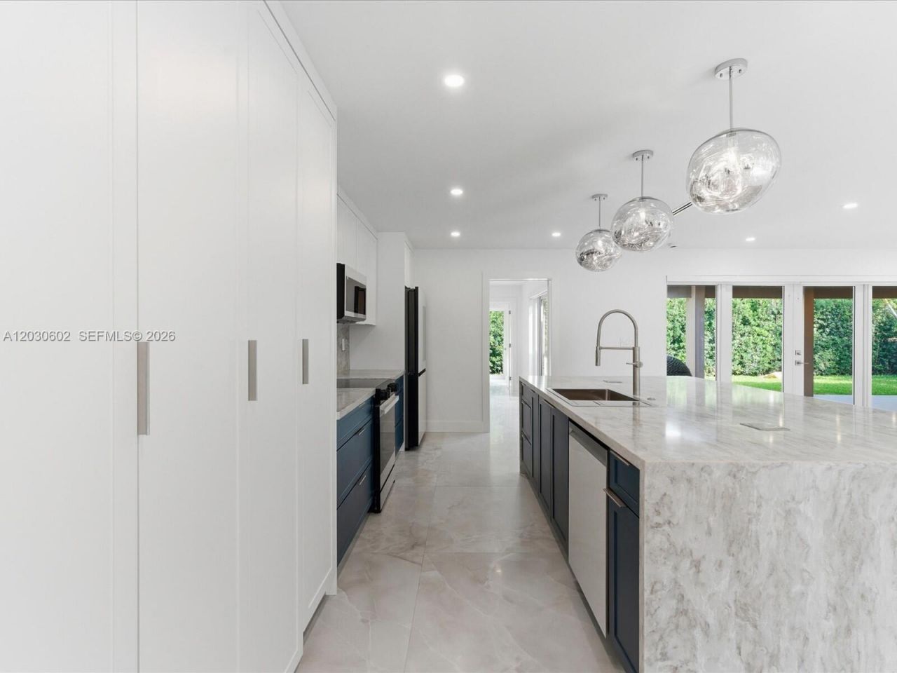 291 E Shore Dr E , Miami, FL 33133 Photo