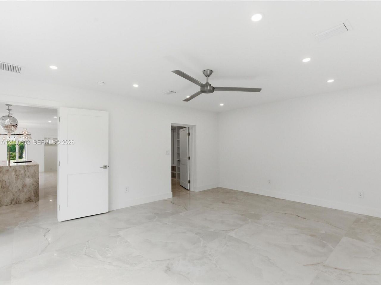 291 E Shore Dr E , Miami, FL 33133 Photo