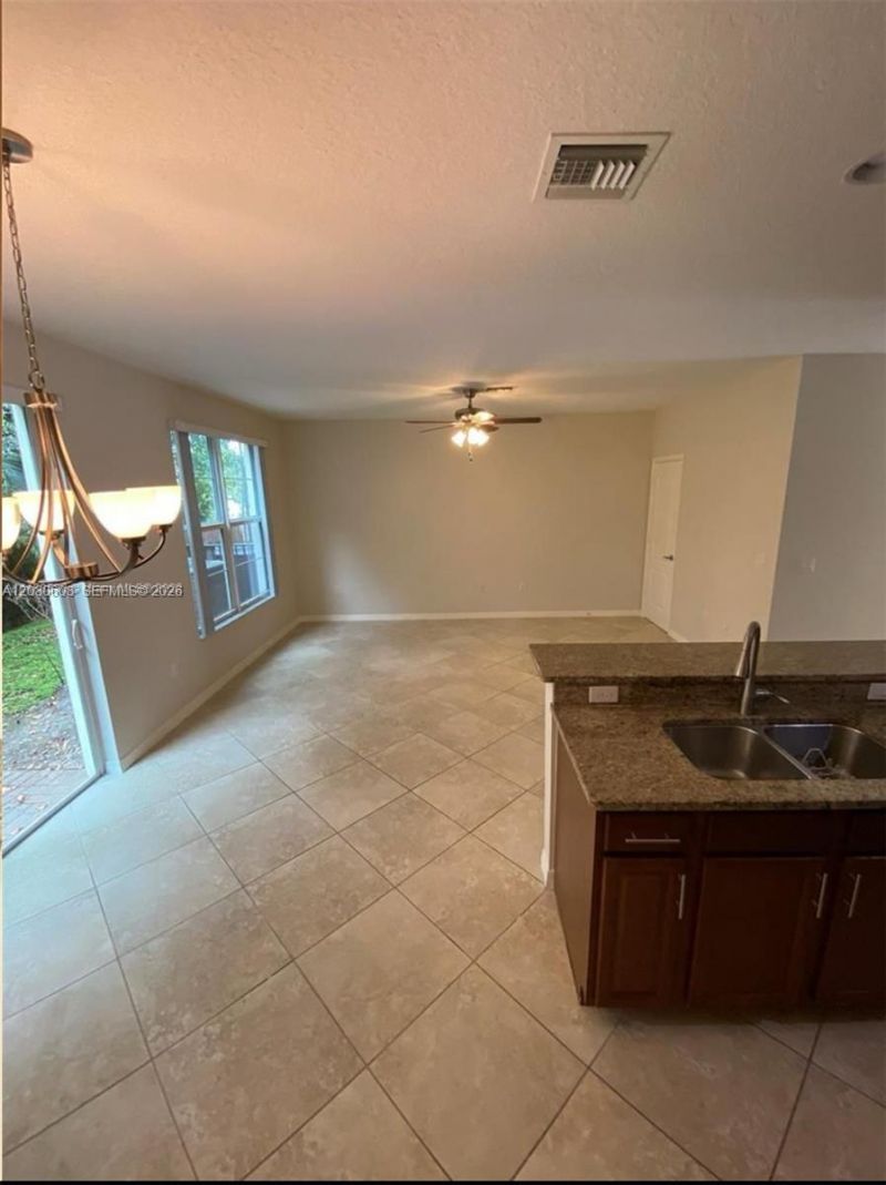 5236 SW 77th Way, Unit 5236, Davie, FL 33328 Photo