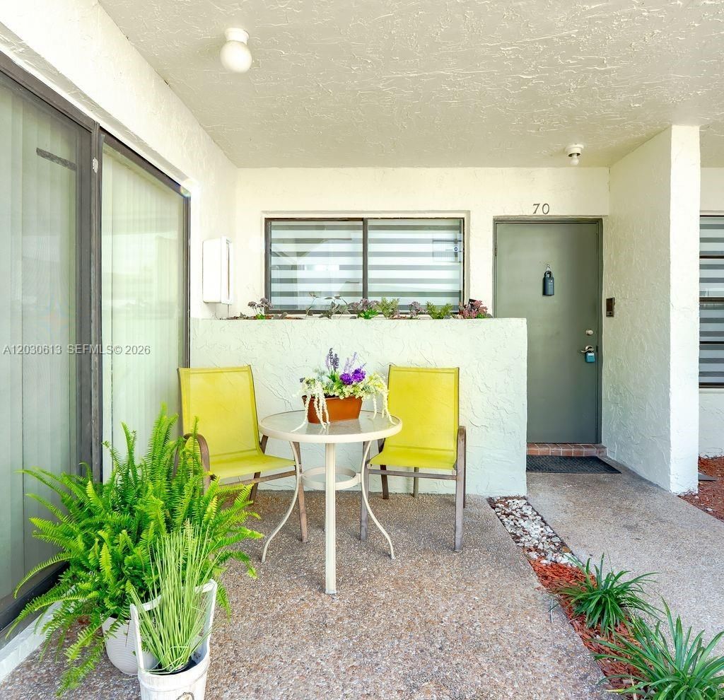 2570 Coral Springs Dr , Unit 2570, Coral Springs, FL 33065 Photo