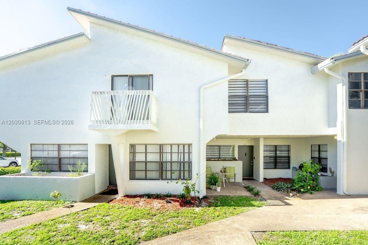 2570 Coral Springs Dr , Unit 2570, Coral Springs, FL 33065 Photo