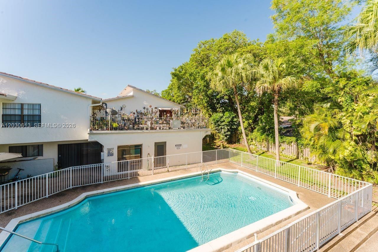2570 Coral Springs Dr , Unit 2570, Coral Springs, FL 33065 Photo