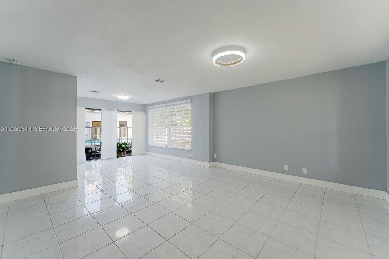 2570 Coral Springs Dr , Unit 2570, Coral Springs, FL 33065 Photo