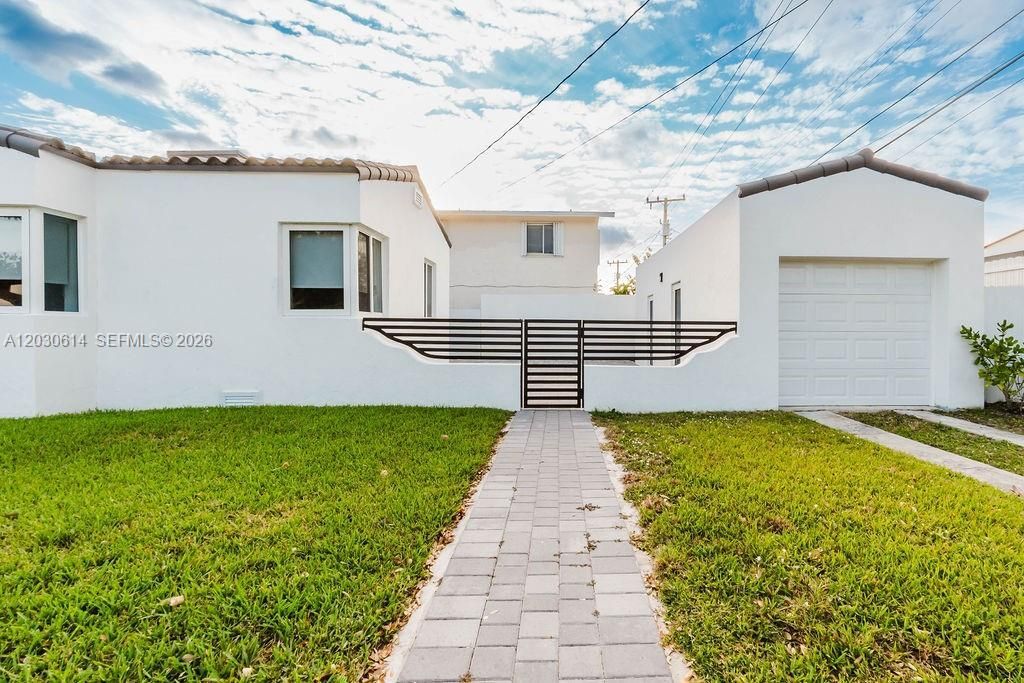 2101 SW 16th Ter, Miami, FL 33145 Photo
