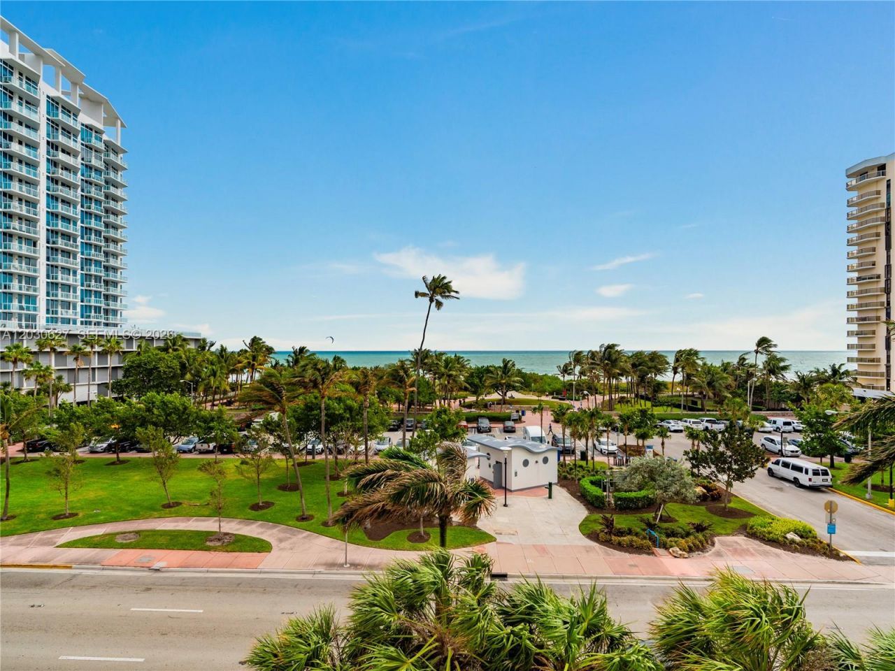 6450 Collins Ave , Unit 406, Miami Beach, FL 33141 Photo
