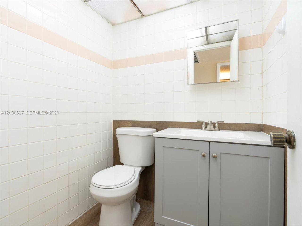 6450 Collins Ave , Unit 406, Miami Beach, FL 33141 Photo