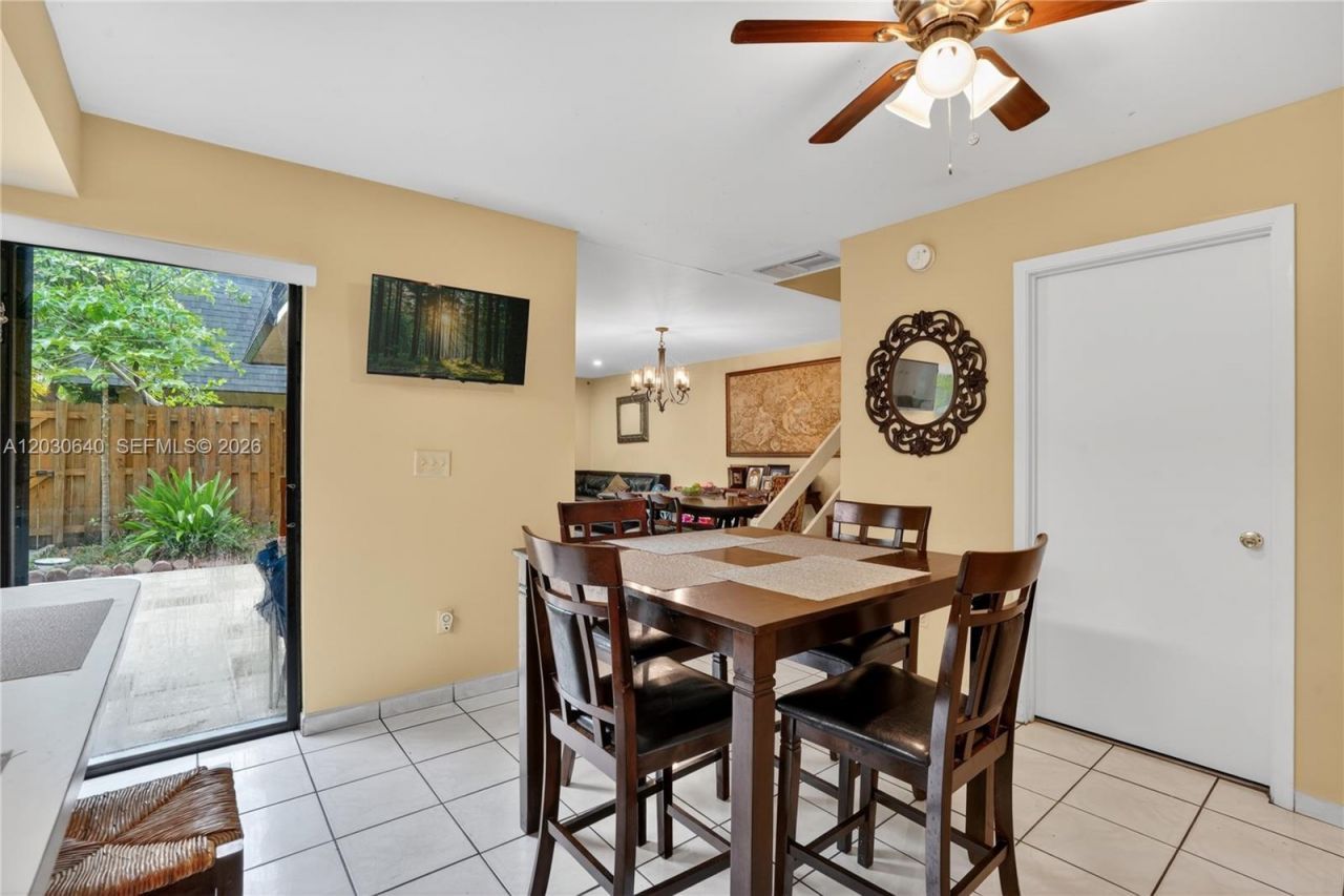 14250 SW 94th Cir Ln, Unit 104-31, Miami, FL 33186 Photo
