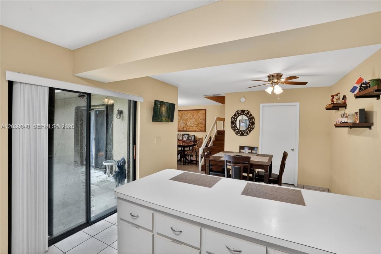 14250 SW 94th Cir Ln, Unit 104-31, Miami, FL 33186 Photo