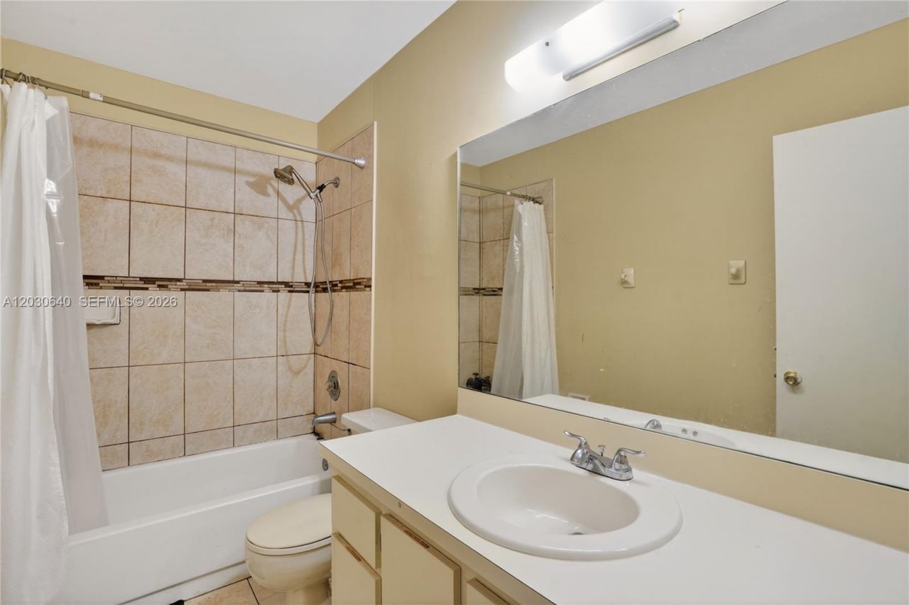 14250 SW 94th Cir Ln, Unit 104-31, Miami, FL 33186 Photo